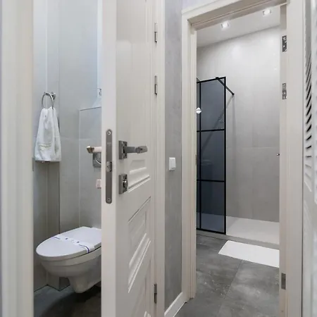 Apartamento Avangard Kulisha 29 *